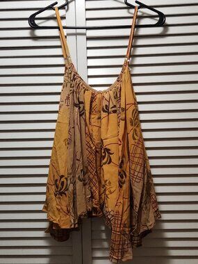 NWOT Kantha Bae Prosperity Tank in Yellow Floral